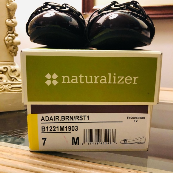 NIB Naturalizer, Flats, Size 7 - Picture 5 of 7